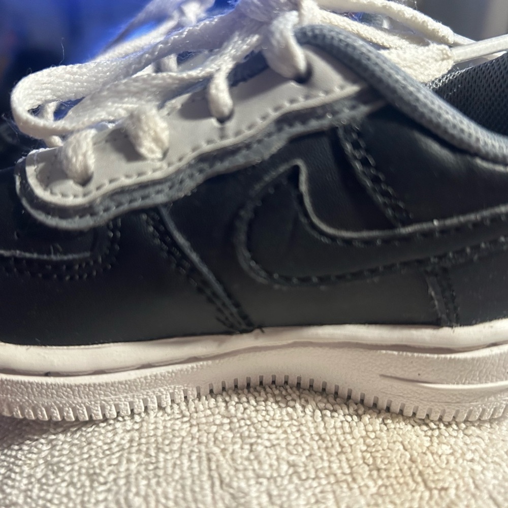 Nike Air Force 1 lv8 Baby Sneakers (5c)